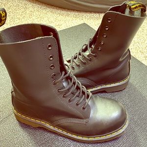 Dr Martens The Original Work Boot in Black